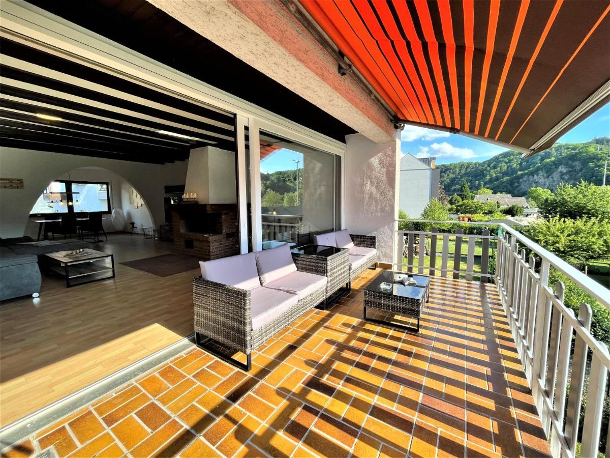 Апартаменты Traumaussicht Kamin Balkon Burgblick 65 Zoll Tv Netflix Sky Joyn Lindenplatz Буллай Экстерьер фото